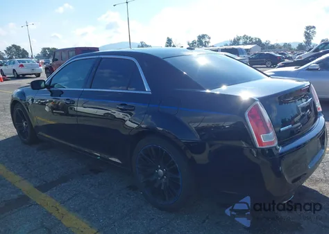 2012 Chrysler 300 S V8 из США, поврежденный, VIN 2C3CCADT6CH315274